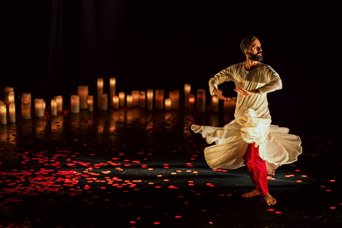Songs of the Bulbul - Aakash Odedra Company